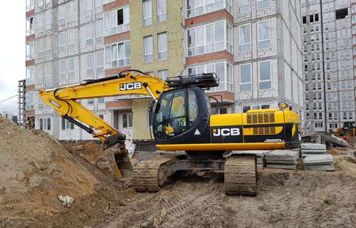 разработка котлована экскаватором